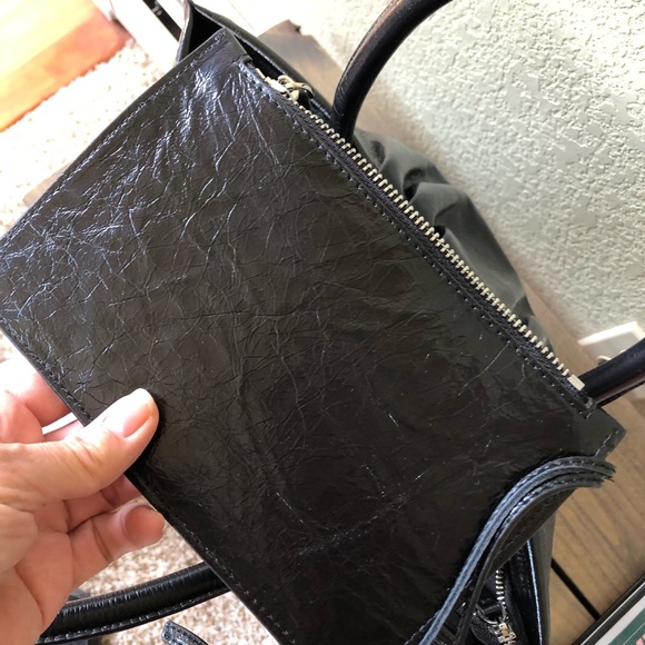 SLOWLINE Pleated Patent Leather Black Shoulder Bag - Picture 6 of 8